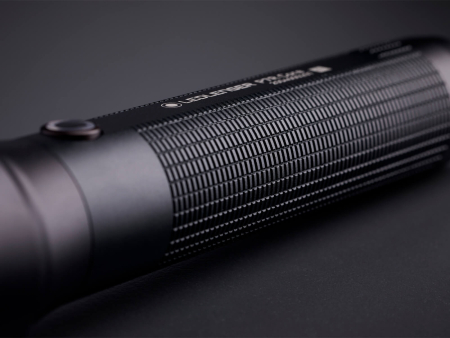 Фонарь Ledlenser Flashlight P7R Core