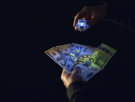 Фонарь Armytek Crystal WUV Серый