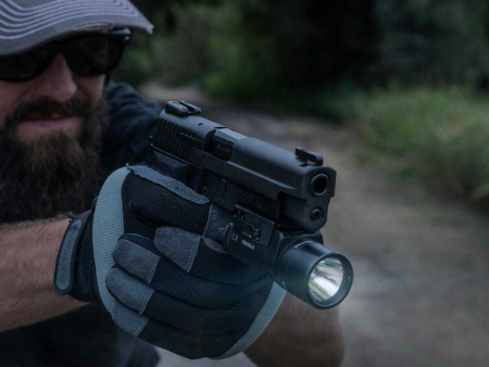 Подствольный фонарь с ЛЦУ Truglo Tru Point Green Laser/Light Combo (TG7650G) 