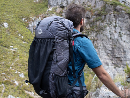 Рюкзак туристический Naturehike Rock, 40+5 л, 26х18х56см, черный