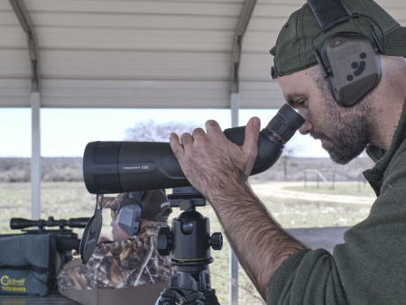 Зрительная труба Bushnell Trophy Xtreme 20-60x65 Angled