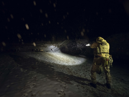 Фонарь Armytek Parma C2 Pro