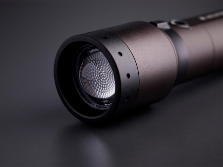 Фонарь Ledlenser P7R Signature