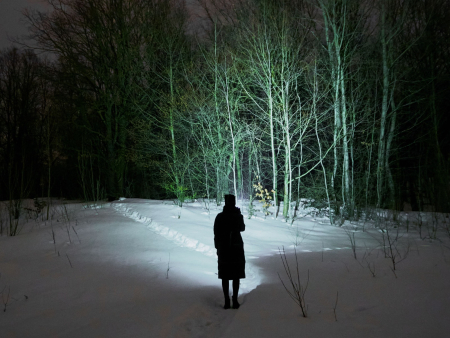 Универсальный Г-образный фонарь Armytek Elf C2 Micro-USB Warm 1023 lumens (тёплый свет)