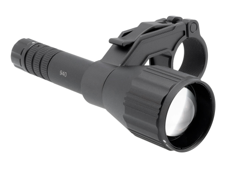 Инфракрасный осветитель iRay Flashlight IIR-940-1 с креплением на трубу прицела 30 мм.